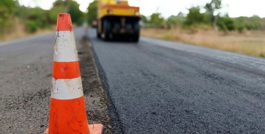 Asfalteringswerkzaamheden aan de Oude Heijningseweg en Appelaarsedijk