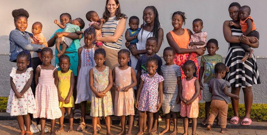 Lilian van Elteren-Daas te gast bij Vrouwenvereniging Fijnaart en Heijningen